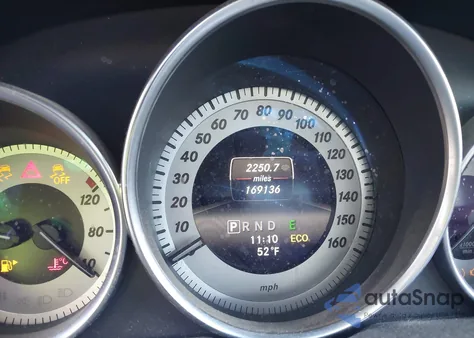 2014 Mercedes-Benz C 300 Sport 4Matic из США, поврежденный, VIN WDDGF8AB0ER321220